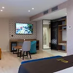 Dior 4* Krujë