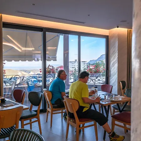 Hotel Dior Krujë