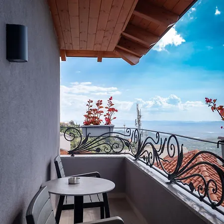 Dior 4* Krujë
