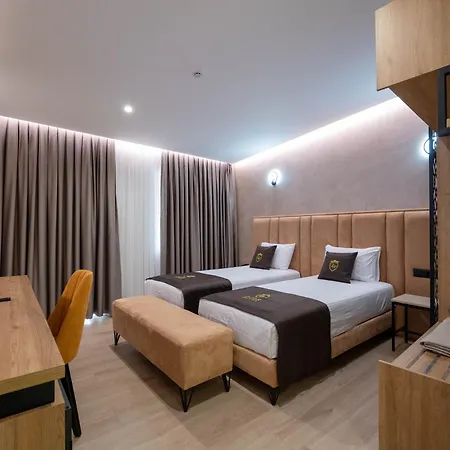 Hotel Dior 4*