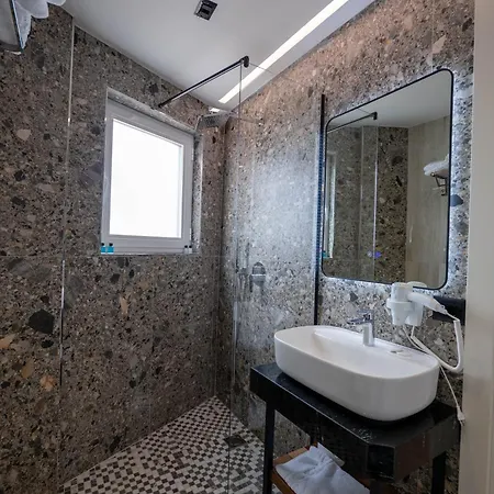 Dior Hotel Krujë
