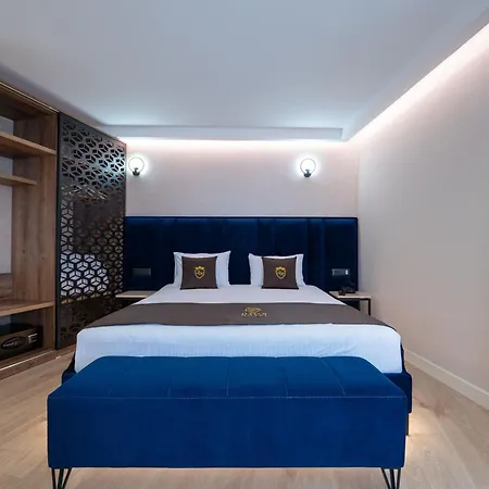 Ξενοδοχείο Dior 4*